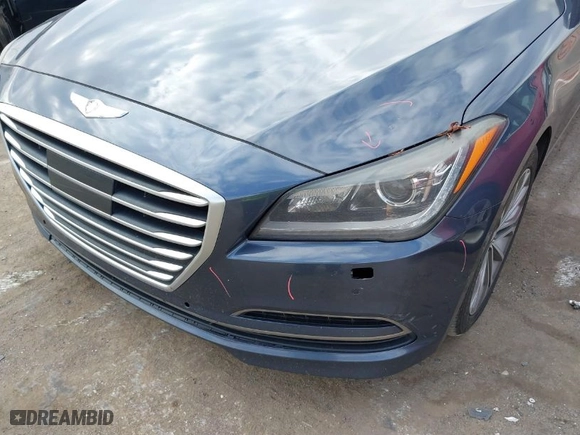 2015 Hyundai Genesis 3.8L with VIN KMHGN4JE6FU037519, listed as a IAAI auction lot 41743242 with 196,098 mi miles. Bid and sale history available at carsss.com. Image 17.