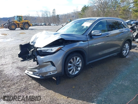 2020 Infiniti QX50 Luxe z VIN 3PCAJ5M38LF112019, wystawiony jako IAAI lot #41395539 z przebiegiem 35 908 mil mil oraz . Historia ofert i sprzedaży dostępna na DreamBid. Obrazek 21.
