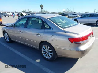 2007 Hyundai Azera SE with VIN KMHFC46F07A183646, listed as a IAAI auction lot 41705832 with 67,230 mi miles. Bid and sale history available at carsss.com. Image 3.
