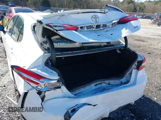 2020 Toyota Camry SE z VIN 4T1M11AK4LU383146, wystawiony jako IAAI lot #41576613 z przebiegiem 85 492 mil mil oraz . Historia ofert i sprzedaży dostępna na DreamBid. Obrazek 6.