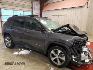 2022 Jeep Cherokee Limited with VIN 1C4PJMDN9ND532694, listed as a Copart auction lot 77651213 with 15,496 mi miles and . Bid and sale history available at DreamBid. Image 4.