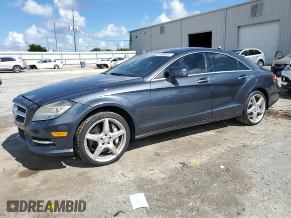 2014 Mercedes-Benz CLS-Class CLS 550 with VIN WDDLJ7DB8EA111935, listed as a Copart auction lot 68806984 with 84,678 mi miles and Salvage Title. Bid and sale history available at carsss.com. Image 1.