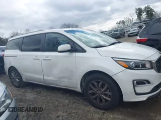 2021 Kia Sedona EX with VIN KNDMB5C11M6671063, listed as a IAAI auction lot 41707868 with 130,891 mi miles. Bid and sale history available at carsss.com. Image 13.