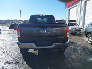 2020 Ram 2500 Tradesman with VIN 3C6UR5CJ7LG303941, listed as a IAAI auction lot 41610301 with 42,513 mi miles and . Bid and sale history available at DreamBid. Image 16.
