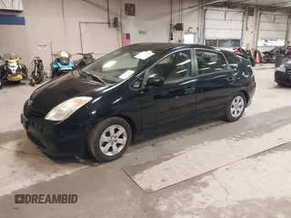 2005 Toyota Prius z VIN JTDKB20U953034977, wystawiony jako IAAI lot #42177898 z przebiegiem 199 079 mil mil oraz . Historia ofert i sprzedaży dostępna na DreamBid. Obrazek 2.