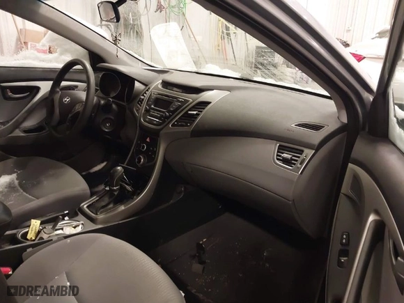 2016 Hyundai Elantra SE with VIN 5NPDH4AE6GH758014, listed as a IAAI auction lot 41381937 with 46,184 mi miles. Bid and sale history available at carsss.com. Image 5.