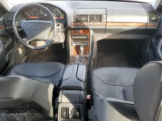 1999 Mercedes-Benz S-Class with VIN WDBGA51G4XA417483, listed as a Copart auction lot 42046195 with 122,033 mi miles and Clean Title. Bid and sale history available at carsss.com. Image 8.