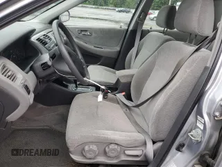 2002 Honda Accord LX z VIN 3HGCG56412G708628, wystawiony jako Copart lot #57347935 z przebiegiem 146 894 mil mil oraz Szkoda całkowita • Salvage title. Historia ofert i sprzedaży dostępna na DreamBid. Obrazek 7.