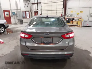 2013 Ford Fusion S with VIN 3FA6P0G7XDR215423, listed as a IAAI auction lot 42019599 with 134,433 mi miles. Bid and sale history available at carsss.com. Image 16.
