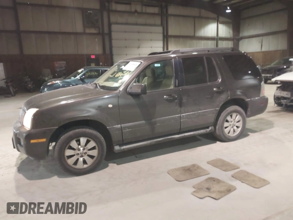 2006 Mercury Mountaineer Luxury with VIN 4M2EU47EX6UJ05577, listed as a IAAI auction lot 41315648 with 158,964 mi miles. Bid and sale history available at carsss.com. Image 17.