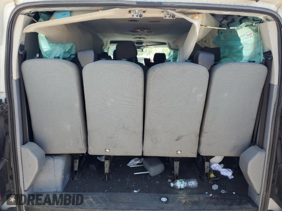 2015 Ford Transit XL z VIN 1FBZX2ZM5FKA21013, wystawiony jako Copart lot #59364675 z przebiegiem 251 821 mil mil oraz Szkoda całkowita • Salvage title. Historia ofert i sprzedaży dostępna na DreamBid. Obrazek 11.