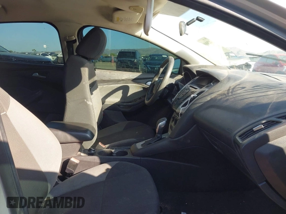 2013 Ford Focus SE with VIN 1FADP3F29DL153736, listed as a IAAI auction lot 42006149 with 176,935 mi miles. Bid and sale history available at carsss.com. Image 5.