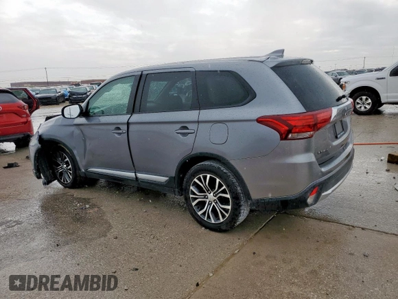 2018 Mitsubishi Outlander ES z VIN JA4AD2A33JJ002909, wystawiony jako Copart lot #55693795 z przebiegiem 95 454 mil mil oraz Szkody całkowita. Historia ofert i sprzedaży dostępna na DreamBid. Obrazek 2.