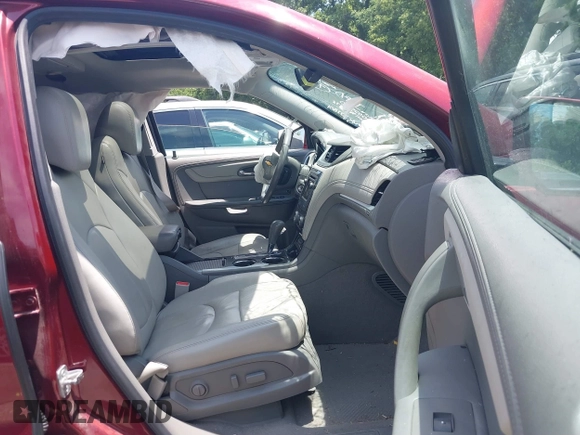 2015 Chevrolet Traverse LT with VIN 1GNKVHKD3FJ337801, listed as a IAAI auction lot 39801496 with 118,159 mi miles and . Bid and sale history available at DreamBid. Image 5.