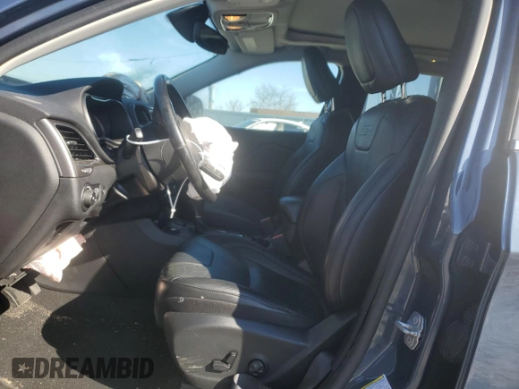 2020 Jeep Cherokee Limited z VIN 1C4PJMDX1LD522661, wystawiony jako Copart lot #47737305 z przebiegiem 35 583 mil mil oraz Szkoda całkowita • Salvage title. Historia ofert i sprzedaży dostępna na DreamBid. Obrazek 7.