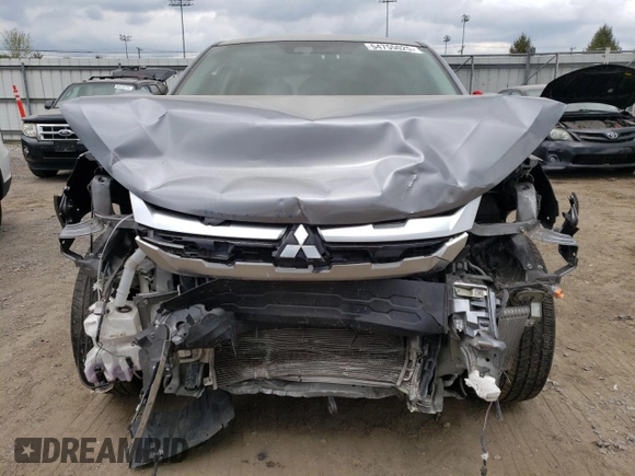 2021 Mitsubishi Outlander ES z VIN JA4ARUAU8MU023828, wystawiony jako Copart lot #54755025 z przebiegiem 91 864 mil mil oraz Szkoda całkowita • Salvage title. Historia ofert i sprzedaży dostępna na DreamBid. Obrazek 5.
