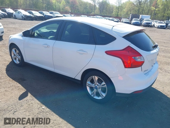 2013 Ford Focus SE with VIN 1FADP3K26DL262144, listed as a IAAI auction lot 42140228 with 107,379 mi miles. Bid and sale history available at carsss.com. Image 3.