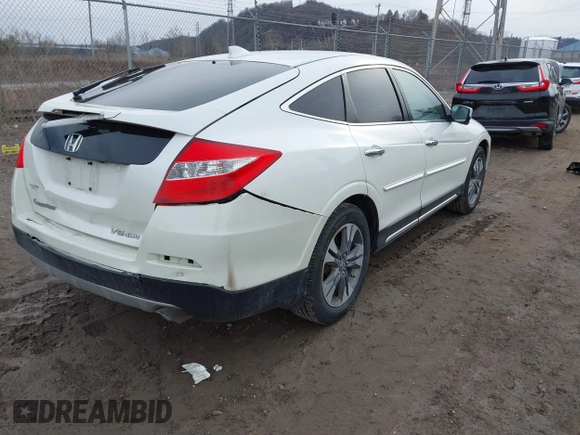 2013 Honda Crosstour EX-L z VIN 5J6TF2H52DL005559, wystawiony jako IAAI lot #41757271 z przebiegiem 171 850 mil mil oraz . Historia ofert i sprzedaży dostępna na DreamBid. Obrazek 4.
