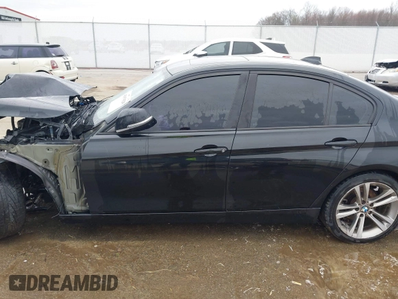 2012 BMW 3 Series 328i with VIN WBA3A5C56CF259220, listed as a IAAI auction lot 41833520 with 164,317 mi miles. Bid and sale history available at carsss.com. Image 14.