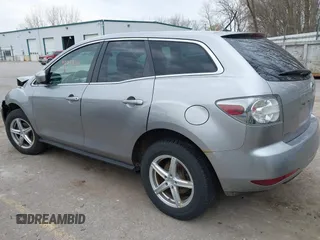 2011 Mazda CX-7 i Sport z VIN JM3ER2B54B0379269, wystawiony jako IAAI lot #42038311 z przebiegiem 201 921 mil mil oraz . Historia ofert i sprzedaży dostępna na DreamBid. Obrazek 3.