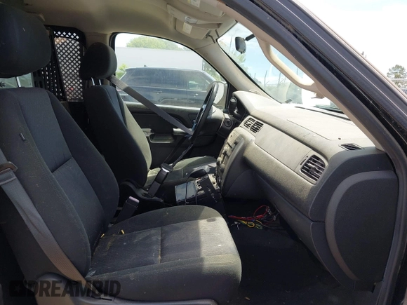 2013 Chevrolet Tahoe Commercial z VIN 1GNLC2E00DR337995, wystawiony jako IAAI lot #42213635 z przebiegiem Nie podano mil oraz . Historia ofert i sprzedaży dostępna na DreamBid. Obrazek 5.