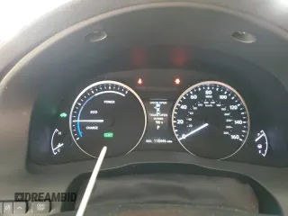 2013 Lexus ES 300h z VIN JTHBW1GG0D2015445, wystawiony jako Copart lot #56705365 z przebiegiem 118 446 mil mil oraz Szkoda całkowita • Salvage title. Historia ofert i sprzedaży dostępna na DreamBid. Obrazek 9.