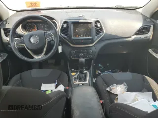 2017 Jeep Cherokee Latitude with VIN 1C4PJLCB9HW527036, listed as a Copart auction lot 58769755 with 36,826 mi miles and Salvage title. Bid and sale history available at DreamBid. Image 8.