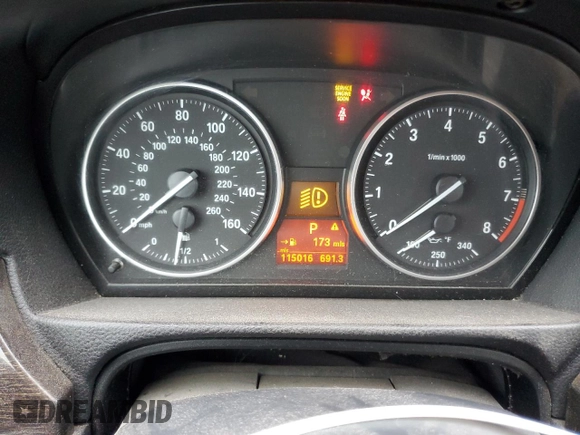 2013 BMW 3 Series 328i z VIN WBAKE5C58DJ106949, wystawiony jako Copart lot #85916804 z przebiegiem 115 016 mil mil oraz Szkoda całkowita • Salvage title. Historia ofert i sprzedaży dostępna na DreamBid. Obrazek 9.