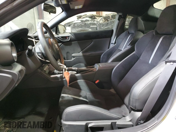 2024 Toyota 86 Premium with VIN JF1ZNBE1XR8755702, listed as a Copart auction lot 45182635 with 9,214 mi miles and Salvage Title. Bid and sale history available at DreamBid. Image 7.