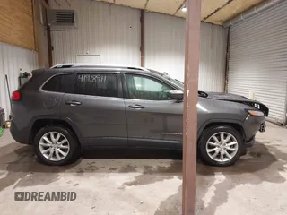 2016 Jeep Cherokee High Altitude with VIN 1C4PJLDB6GW280989, listed as a IAAI auction lot 41918911 with 142,695 mi miles. Bid and sale history available at carsss.com. Image 13.