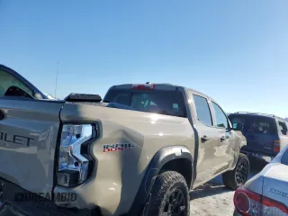 2023 Chevrolet Colorado 4WD Trail Boss with VIN 1GCPTEEK4P1204513, listed as a Copart auction lot 87617505 with Not Provided miles and Salvage Title. Bid and sale history available at carsss.com. Image 3.