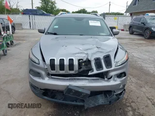 2016 Jeep Cherokee Limited with VIN 1C4PJMDB1GW181342, listed as a IAAI auction lot 42358434 with 162,137 mi miles and . Bid and sale history available at DreamBid. Image 13.