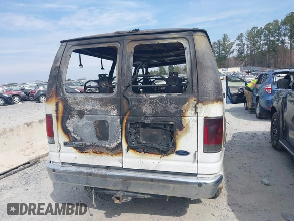 2013 Ford Econoline Passenger XL z VIN 1FBNE3BL9DDA84189, wystawiony jako IAAI lot #41685139 z przebiegiem Nie podano mil oraz . Historia ofert i sprzedaży dostępna na DreamBid. Obrazek 15.