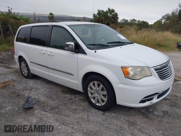 2014 Chrysler Town & Country Touring-L with VIN 2C4RC1CG7ER460427, listed as a IAAI auction lot 40876176 with 177,707 mi miles. Bid and sale history available at carsss.com. Image 1.