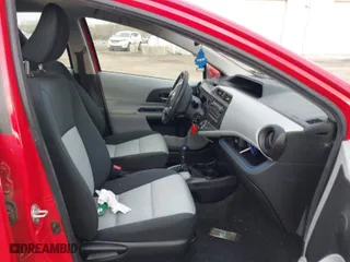 2012 Toyota Prius c One with VIN JTDKDTB32C1011022, listed as a IAAI auction lot 41876882 with 1 mi miles. Bid and sale history available at carsss.com. Image 5.