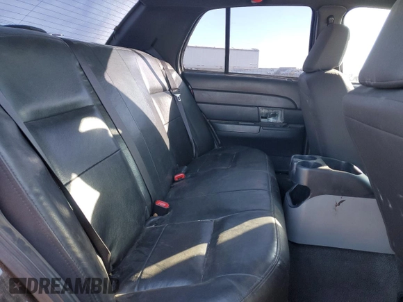2010 Ford Police Interceptor с VIN 2FABP7BV3AX146441, выставлен на аукционе Copart как лот 41835845 с пробегом Не указан миль и Списание • Salvage title. История ставок и продаж доступна на DreamBid. Изображение 10.