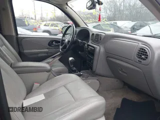 2006 Chevrolet TrailBlazer LS with VIN 1GNDT13S962148230, listed as a IAAI auction lot 41980428 with Not Provided miles and . Bid and sale history available at DreamBid. Image 5.