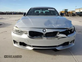 2013 BMW 3 Series 335i z VIN WBA3A9G58DNP35704, wystawiony jako Copart lot #88901535 z przebiegiem 126 492 mil mil oraz Szkoda całkowita • Salvage title. Historia ofert i sprzedaży dostępna na DreamBid. Obrazek 5.