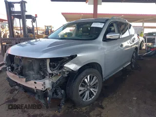 2017 Nissan Pathfinder SV z VIN 5N1DR2MM3HC696441, wystawiony jako IAAI lot #42551768 z przebiegiem 85 578 mil mil oraz . Historia ofert i sprzedaży dostępna na DreamBid. Obrazek 17.