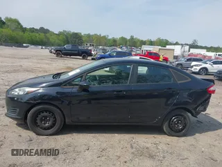 2017 Ford Fiesta S с VIN 3FADP4AJ3HM126220, выставлен на аукционе IAAI как лот 42045719 с пробегом 108 000 миль миль и . История ставок и продаж доступна на DreamBid. Изображение 15.