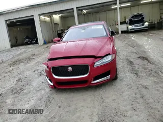 2016 Jaguar XF 35t Prestige with VIN SAJBE4BV6GCY16764, listed as a Copart auction lot 85102234 with 82,949 mi miles and Salvage Title. Bid and sale history available at carsss.com. Image 14.