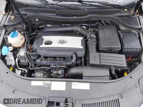 2013 Volkswagen CC Lux with VIN WVWRP7AN5DE554388, listed as a IAAI auction lot 41004116 with 162,457 mi miles. Bid and sale history available at carsss.com. Image 10.