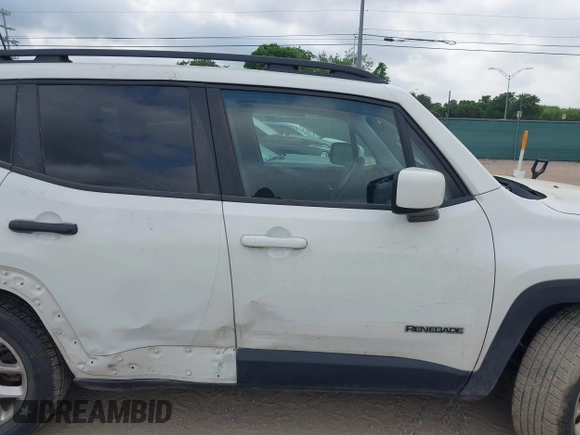 2018 Jeep Renegade Latitude with VIN ZACCJABB2JPH42684, listed as a IAAI auction lot 42130246 with Not Provided miles and . Bid and sale history available at carsss.com. Image 12.