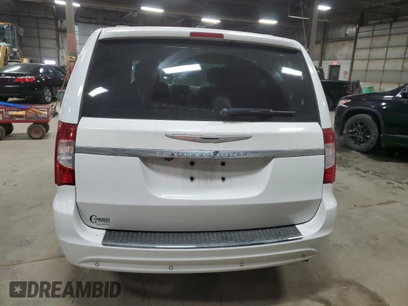 2015 Chrysler Town & Country Touring L z VIN 2C4RC1CG9FR563298, wystawiony jako Copart lot #53612215 z przebiegiem 103 829 mil mil oraz Szkoda całkowita • Salvage title. Historia ofert i sprzedaży dostępna na DreamBid. Obrazek 6.
