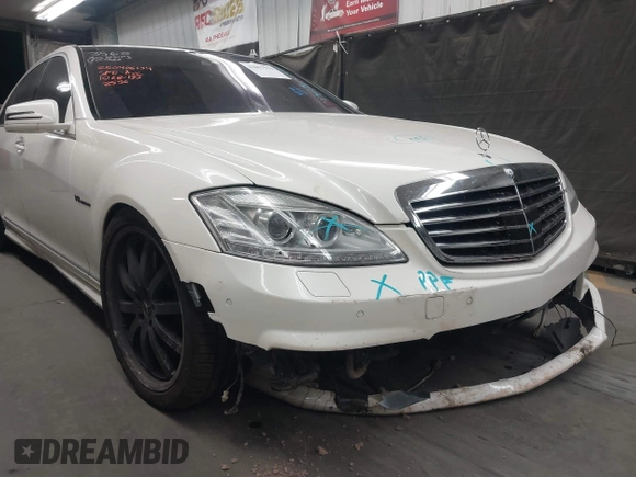2011 Mercedes-Benz S 63 AMG with VIN WDDNG7EB7BA402556, listed as a IAAI auction lot 42097570 with 77,145 mi miles and . Bid and sale history available at DreamBid. Image 6.