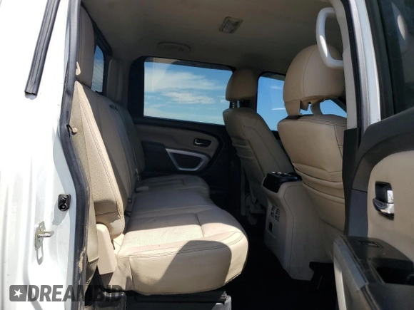 2016 Nissan Titan Platinum Reserve z VIN 1N6BA1F41GN504539, wystawiony jako Copart lot #64812975 z przebiegiem 143 144 mil mil oraz Szkoda całkowita • Salvage title. Historia ofert i sprzedaży dostępna na DreamBid. Obrazek 10.