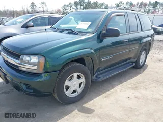 2002 Chevrolet TrailBlazer LS with VIN 1GNDT13S522426504, listed as a IAAI auction lot 41773338 with 260,444 mi miles. Bid and sale history available at carsss.com. Image 2.