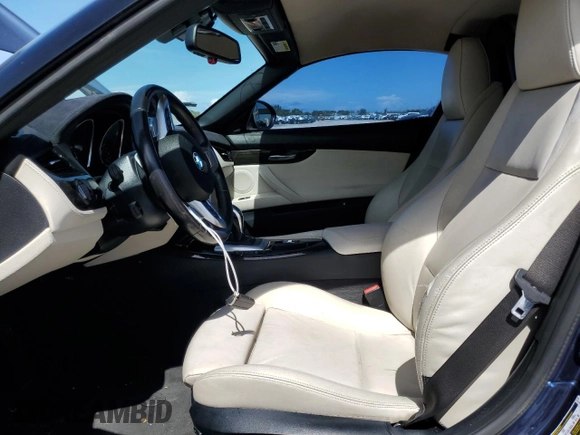 2009 BMW Z4 sDrive35i с VIN WBALM73549E164950, выставлен на аукционе Copart как лот 60711395 с пробегом 69 195 миль миль и Списание • Salvage title. История ставок и продаж доступна на DreamBid. Изображение 7.