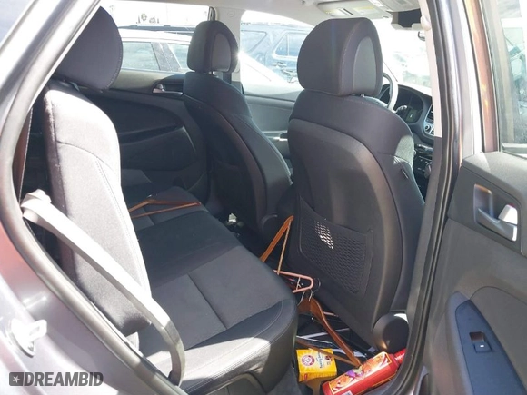 2016 Hyundai Tucson Limited with VIN KM8J33A24GU124543, listed as a IAAI auction lot 41808327 with 38,069 mi miles. Bid and sale history available at carsss.com. Image 8.