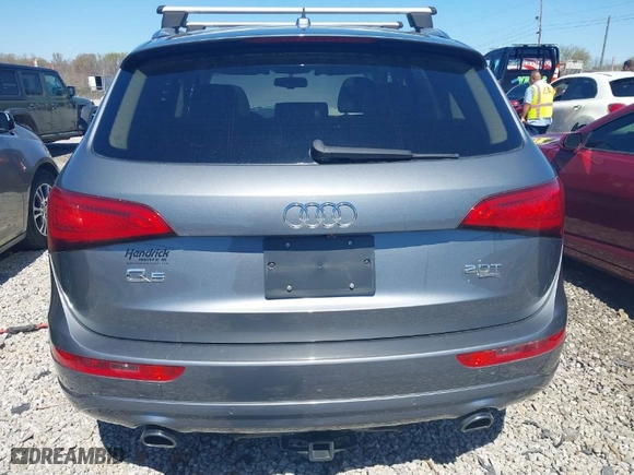 2013 Audi Q5 Premium Plus with VIN WA1LFAFP3DA098408, listed as a IAAI auction lot 41890537 with 103,657 mi miles. Bid and sale history available at carsss.com. Image 6.